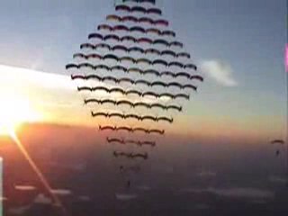 Awesome sunset video of an 81-way world-record skydiviing