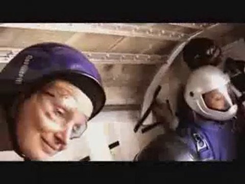 Skydiving in Holland (wingsuit & atomonauti)