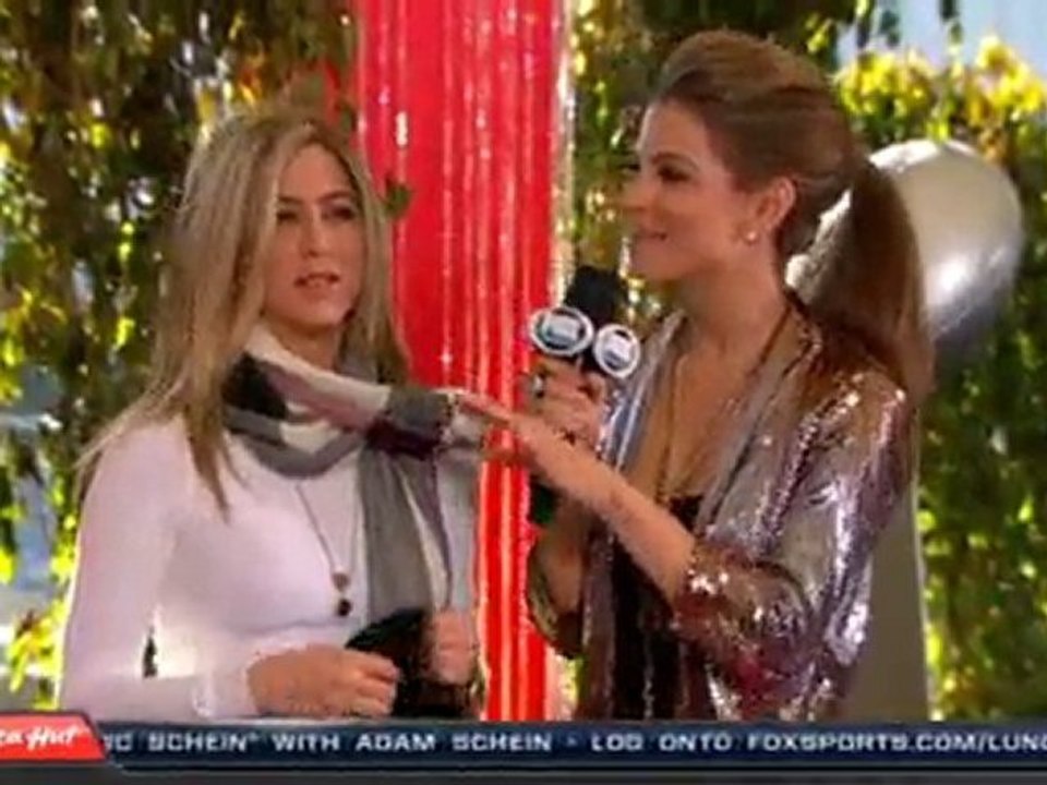 Jennifer Aniston & Adam Sandler - NFL on FOX Red Carpet