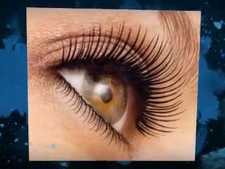 Choosing Eye Makeup for Sensitive Skin