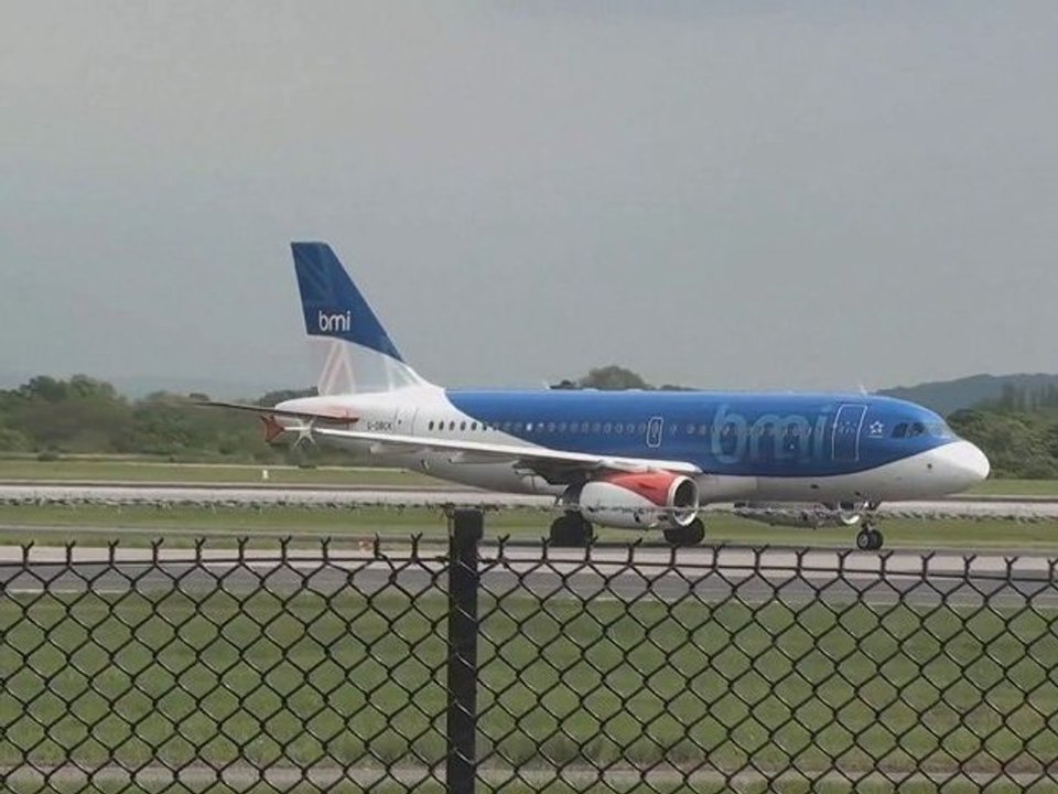 British Midland A319 Ringway