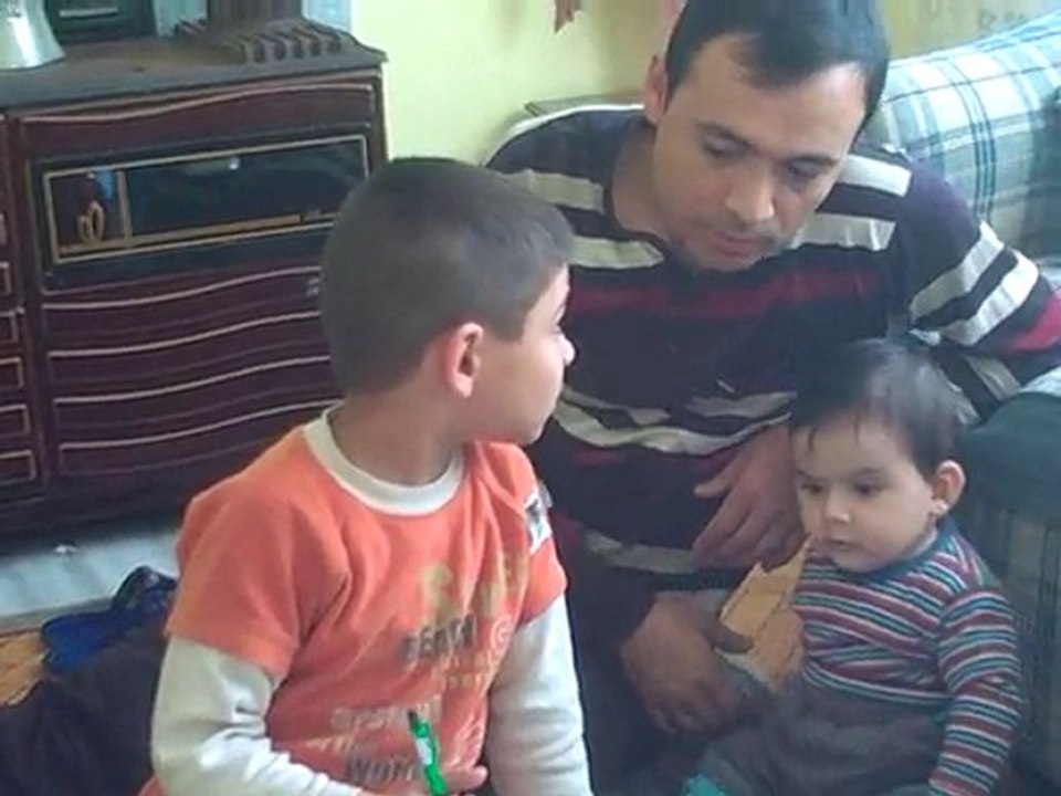 ERCAN ÇAĞLAR VE OĞLU EMİRCAN ÇAĞLAR DERS YAPIYOR