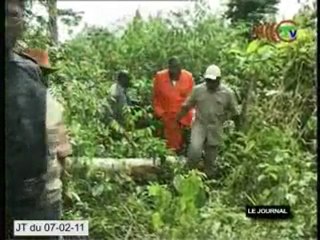 Remise officielle des terres à deux ministères