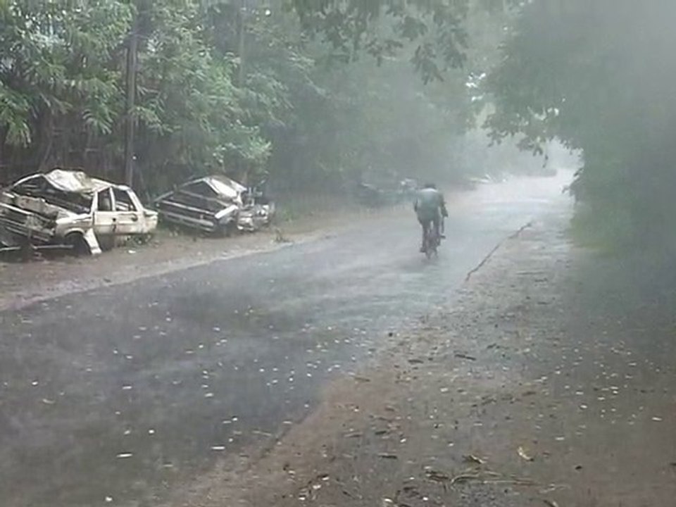 Roulons sous la pluie