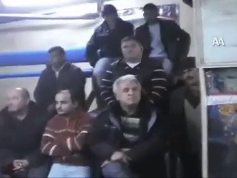 HOROZ DÖVÜŞÜ SEYİRCİSİ ÖLDÜRÜLDÜ