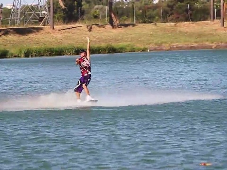 Wake : The worlds first double half cab backroll