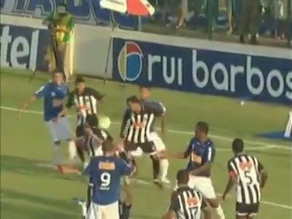 GOL GIL -12/02/2011