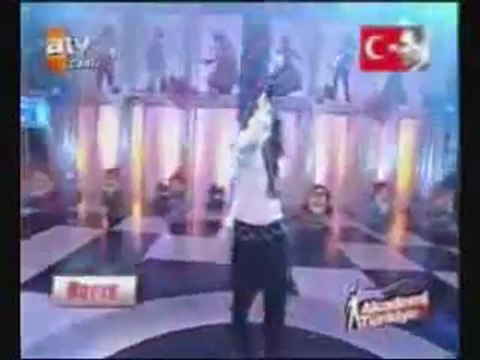 Barıs Akarsu - Bir cocuk Sevdim Uzaklarda - Akademi türkiye