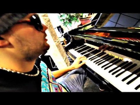 idriss sort tes couverts, 2011 beatume film