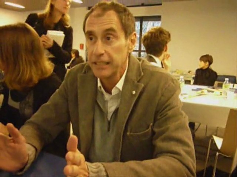 Richard Descoings face à We Are Change Paris