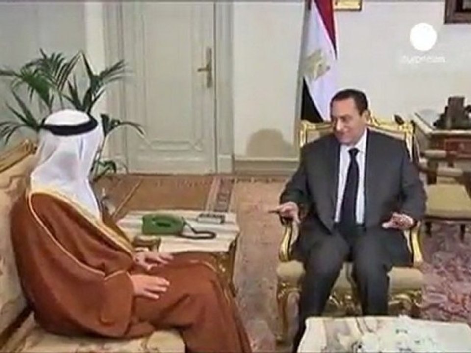 Stalemate as Egypt enters third week of protest