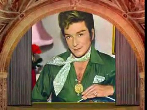 Zeki Müren - Alkışlarla Yaşıyorum