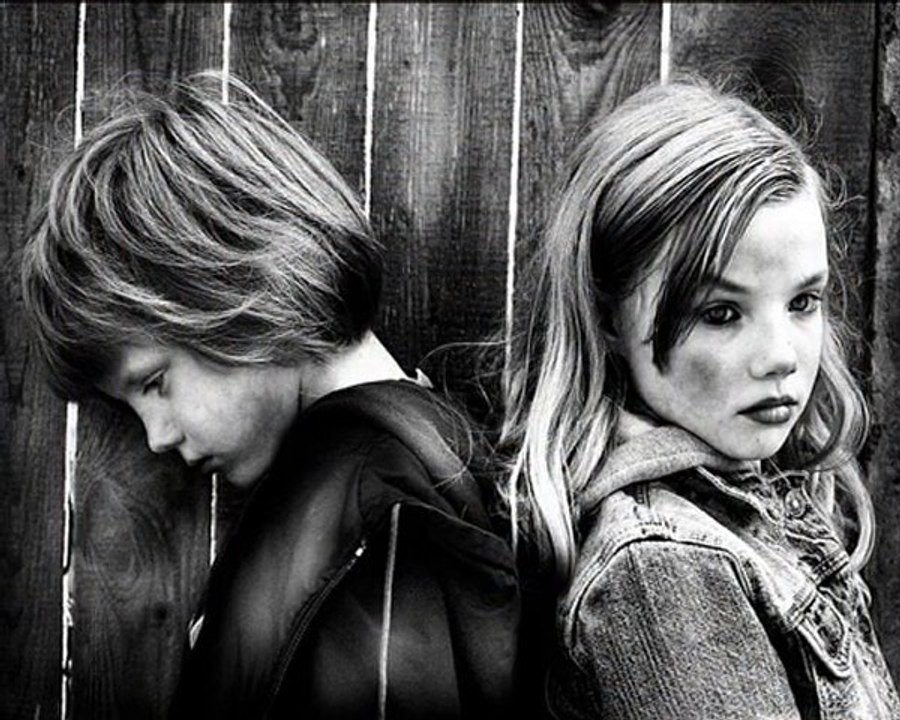 Funda Arar  Aşkın Masum Çocukları 2011