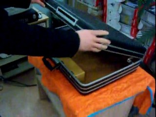 ÇANTA ÖZEL TASARIM ALARMLI İÇİNDEKİLERİ İMHA EDEBİLEN ÇANTA