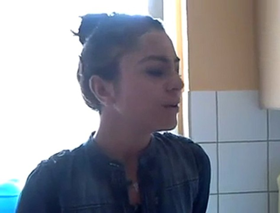 Sevdana Gönül Verdim Düşürdü Beni Dillere-Özcan Gülcan-BEĞEN--Bahçelerde "uk" "uk" Koca Kafalı FaceBoook xD