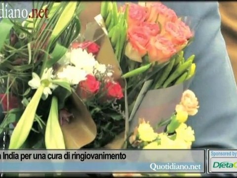 Camilla in India per una cura di ringiovanimento