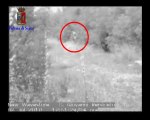 La telecamera della Polizia nascosta nella boscaglia inchioda gli spacciatori