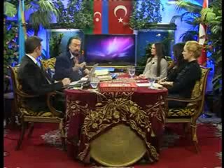 İnsanların mutsuzluğunun sebebi dinsizliktir..