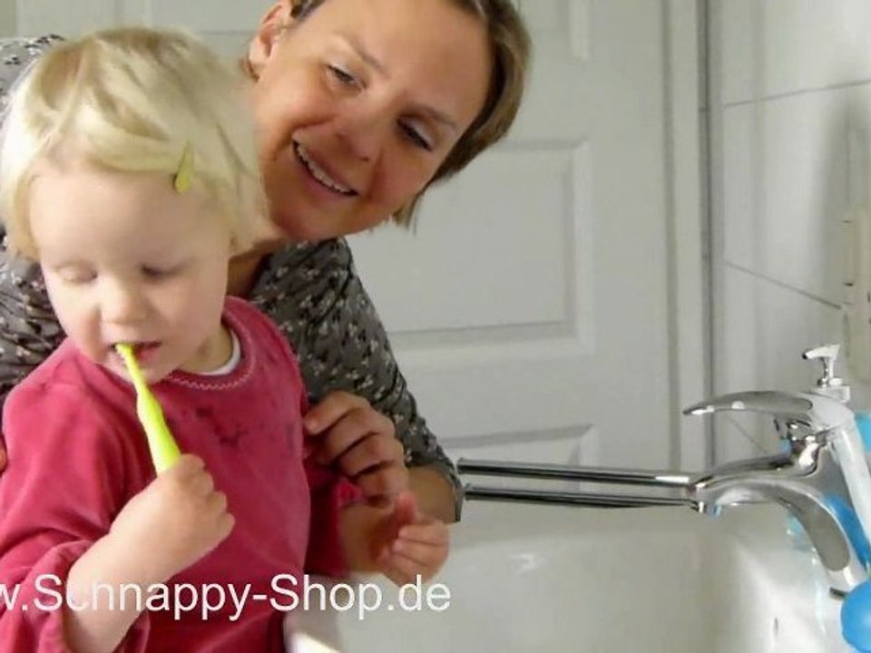 Schnappy-Zahnbürstenhalter: Wie Kinder lieber Zähne putzen!