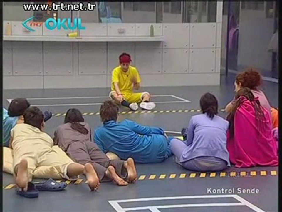 Kontrol sende Açlık Öfke Stand up ve dans TRT OKUL