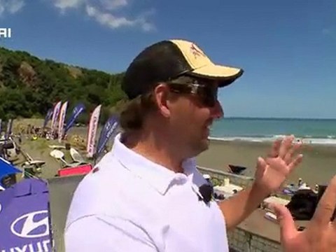 Aussies Steal Show At Event One Of 2011 Hyundai Pro Longboard Tour in Piha New Zealand