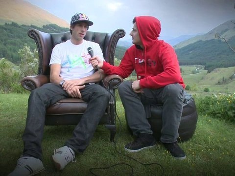 Gee Atherton talks to Tim Warwood - Oakley Armchair Sessions 2010