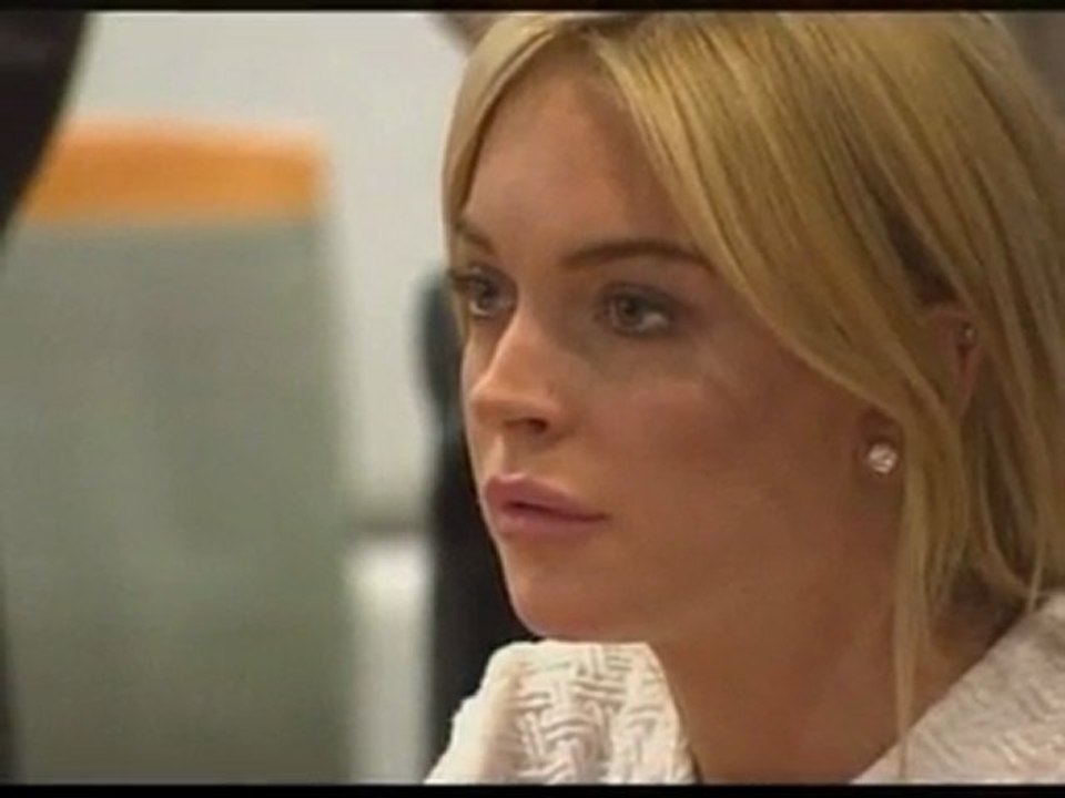 Lindsay Lohan: 'Not guilty' to $2,500 theft
