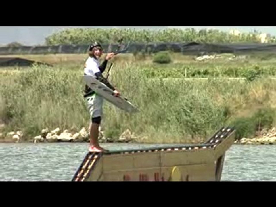 Kiteboarding - Kitesurfing - Profile of Aaron Hadlow