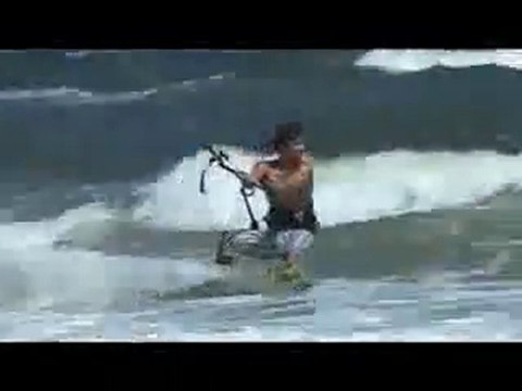 Extreme Kiteboarding, Alvaro