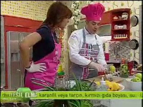 2 OKTAY USTA Yeşil elma soyma performansı
