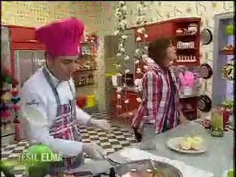 1 GÜLBEN ERGEN şarkılarıyla YEŞİL ELMA da