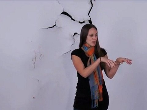 Blonde in a Barn - Thurs 2/10/2011 - Joke of the Day