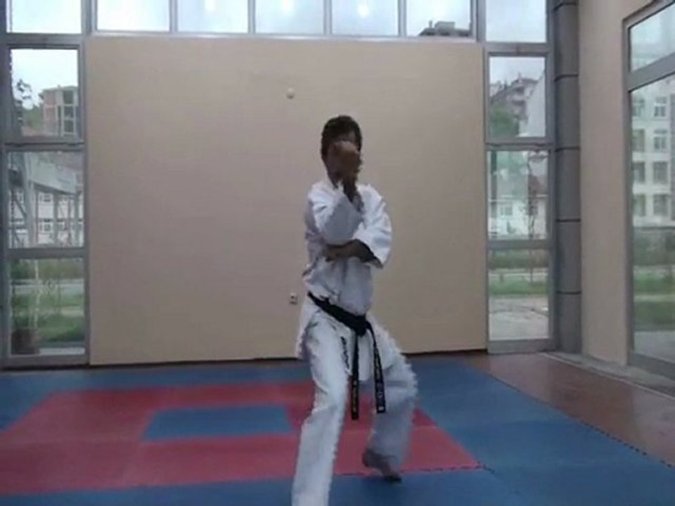GOJUSHISHO  SHO KATA(HIZLI+YAVAŞ+GÖRÜNMEYEN BÖLÜM)