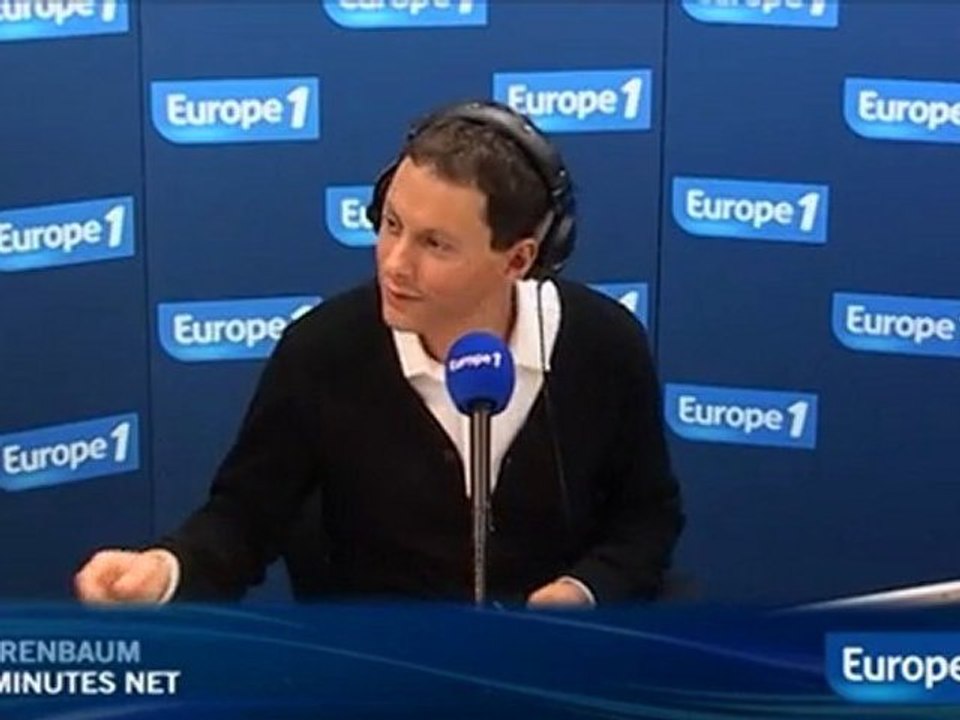 L'arnaqueur est en ligne