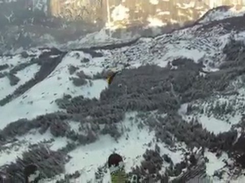 Crazy Speedflying Ski Video - Shooting the Gap