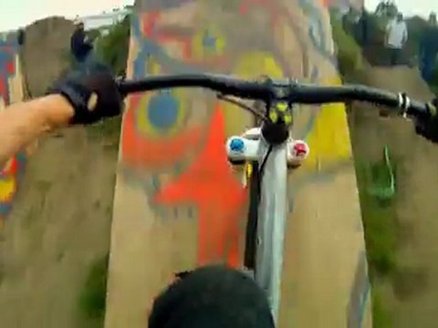 Insane Freestyle Mountain Biking at Post Office Bike Jam