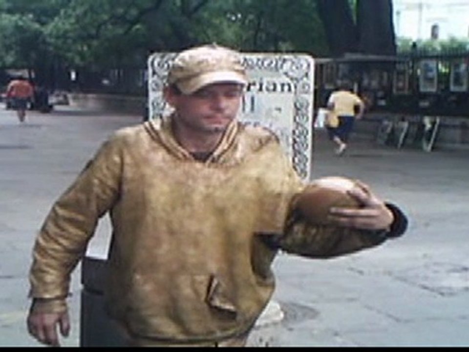 Messing With The Jackson Square Mime