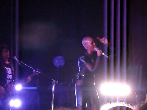 SKUNK ANANSIE OLYMPIA 22/02/2011