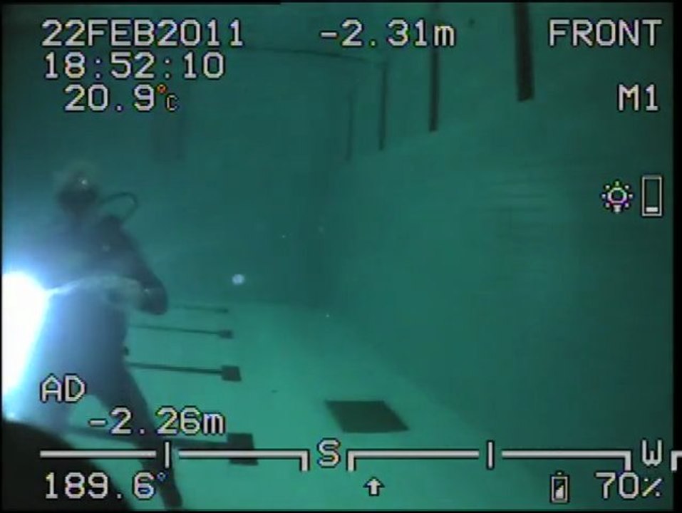 2011-02-22_Prague_swimming_pool_1