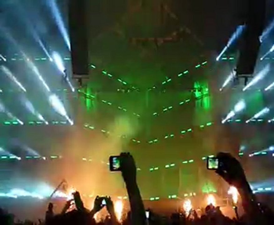 Intro team green @ hardbass 2011