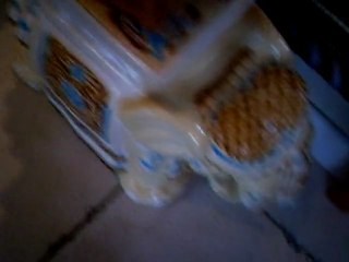 13 02 2011- les pompes à JOJO