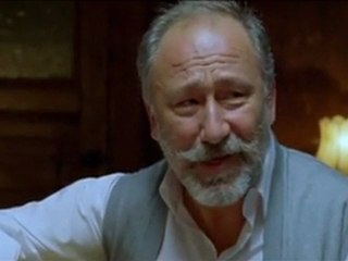 Aşkını bir sır gibi senelerdir sakladım