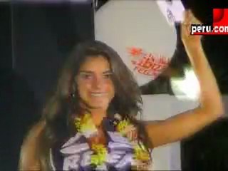 Korina Rivadeneyra deleitó en Miss Reef Internacional