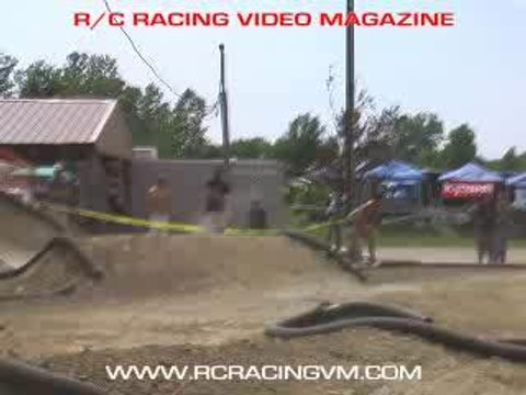 8ight Team Losi Buggy 1/8 éme en course