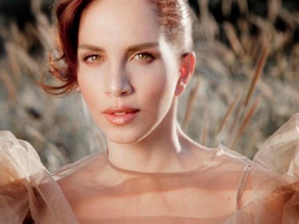Sertab Erener - Bozlak (My Green Color)