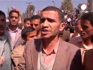 Police and protestors clash again in Yemen