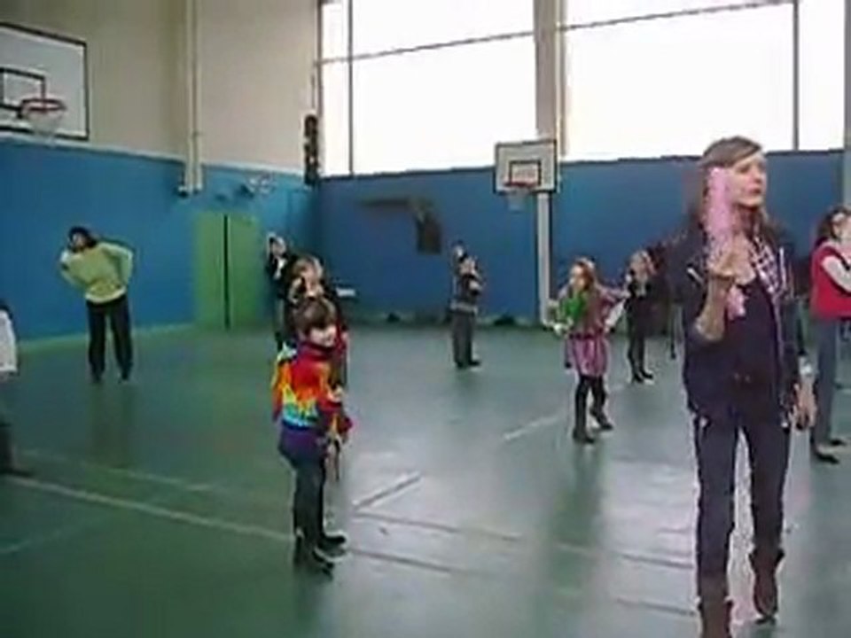 Répétition1 groupe dansant Bricolodingo carnaval Cholet 2011