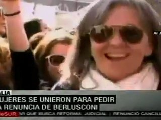 Mujeres italianas se manifiestan para pedir juicio a Berlusconi
