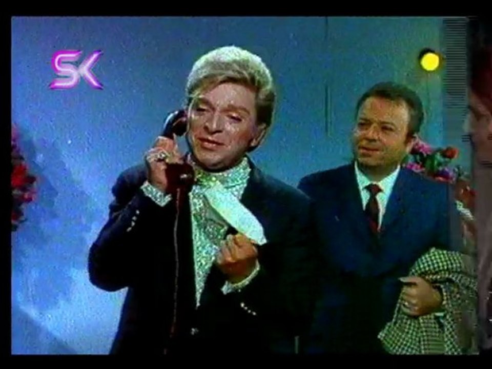 ZEKİ MÜREN SORULUNCA BÜLENT ERSOY'UN TEPESİ ATTI