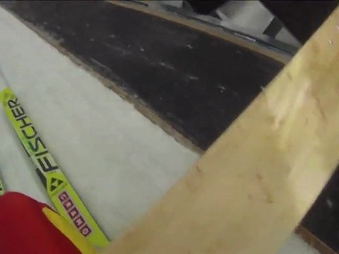 Un saut à ski en caméra embarquée
